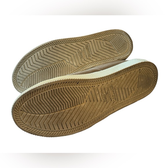 Tan Taupe Cariuma Canvas Sneakers Men’s 9.5 Women’s 11 Unisex Sustainable MINTY - Picture 3 of 11